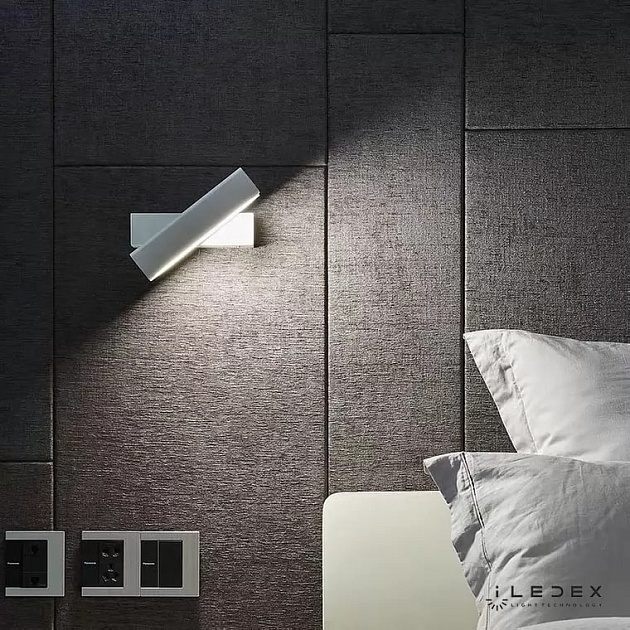 Бра iLedex Firefox 8104W-10W-3000K WH Фото № 4