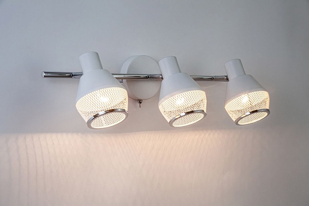 Спот Escada 1117/3A изображение 2 Спот Escada 1117/3A Фото № 2