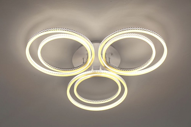 Потолочная светодиодная люстра Escada 10241/6LED Фото № 4