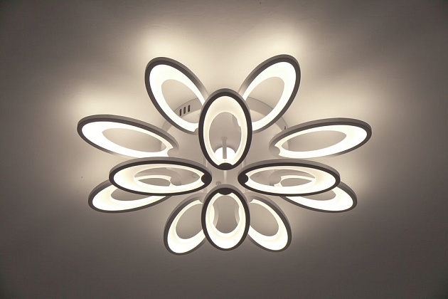 Потолочная светодиодная люстра Escada 10238/12LED Фото № 4