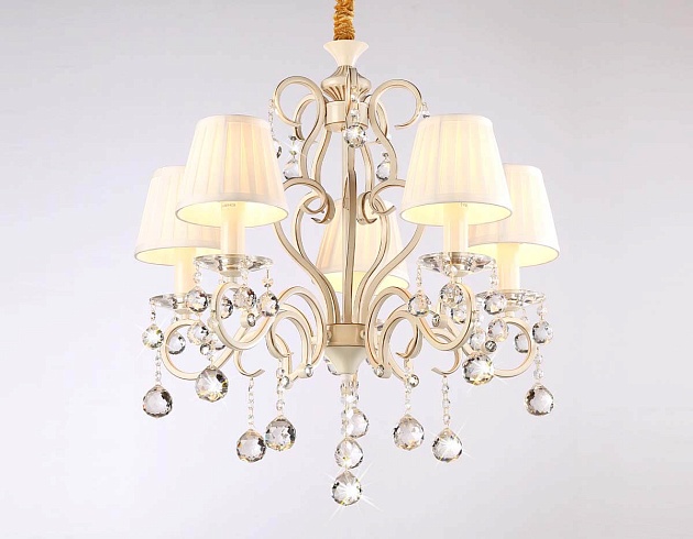 Подвесная люстра Ambrella light Traditional TR4560 Фото № 1