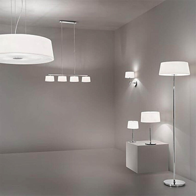 Бра Ideal Lux Hilton AP1 Bianco 075471 изображение 2 Бра Ideal Lux Hilton AP1 Bianco 075471 Фото № 2