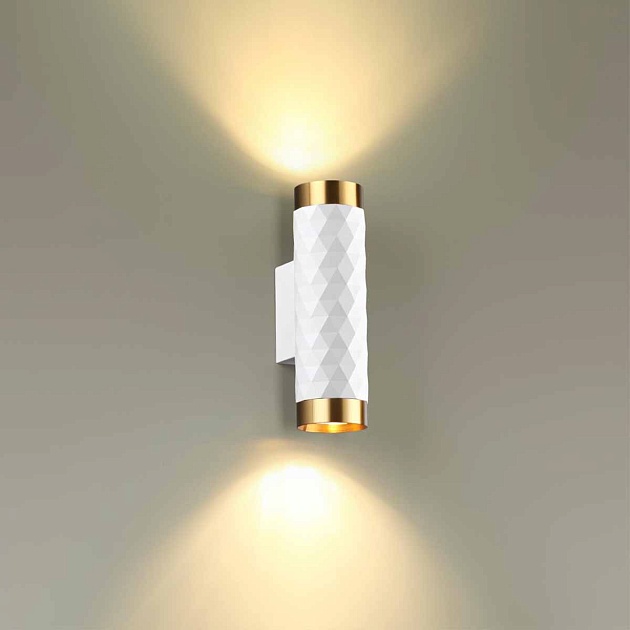 Настенный светильник Odeon Light Hightech Ad astrum 4286/2W изображение 4 Настенный светильник Odeon Light Hightech Ad astrum 4286/2W Фото № 4